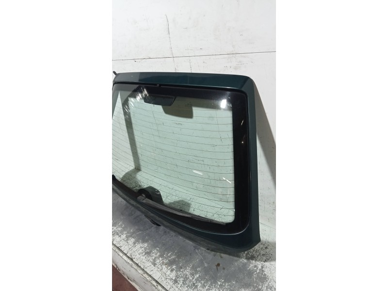 Recambio de porton trasero para peugeot 306 berlina 3/4/5 puertas (s2) xr referencia OEM IAM    Recambio de porton trasero para peugeot 306 berlina 3/4/5 puertas (s2) xr referencia OEM IAM