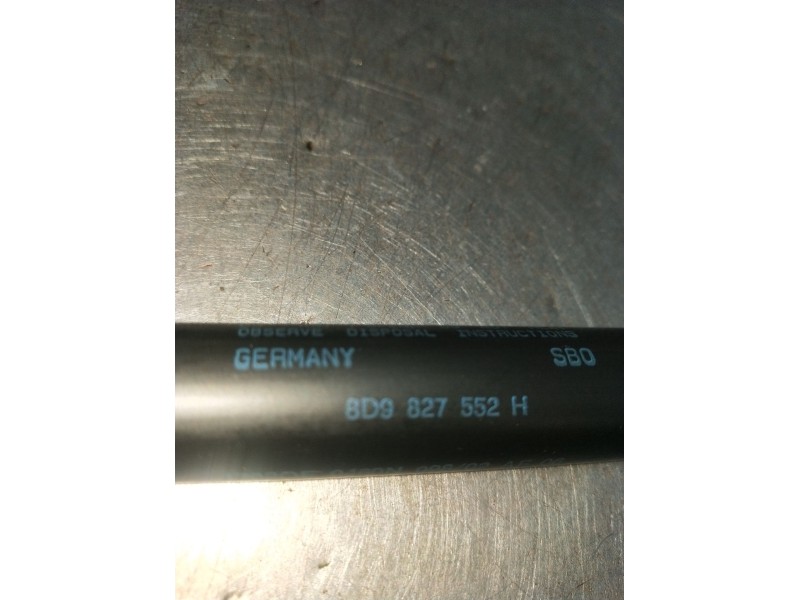 Recambio de amortiguadores maletero / porton para audi a3 (8l1) 1.9 tdi referencia OEM IAM 8D90827552H  