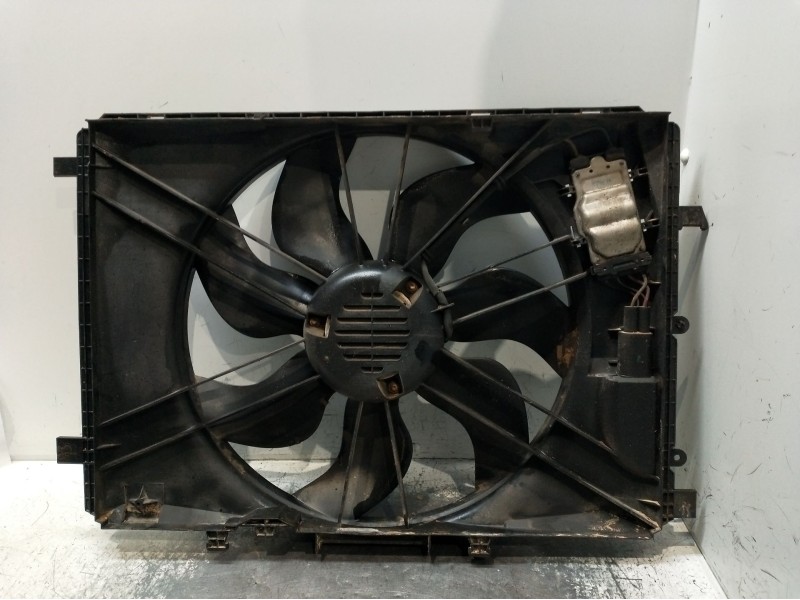 Recambio de electroventilador para mercedes-benz clase c (w204) c 220 cdi (204.002) referencia OEM IAM 0130307015 A2045000193 