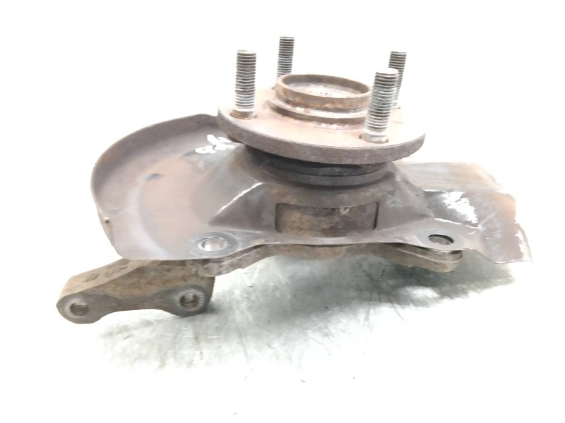 Recambio de mangueta delantera izquierda para mitsubishi colt (cj0) 1.6 cat referencia OEM IAM   