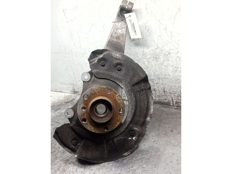 Recambio de mangueta delantera izquierda para bmw serie 5 touring (f11) 530d xdrive referencia OEM IAM   