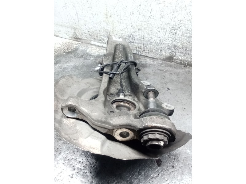 Recambio de mangueta delantera izquierda para bmw serie 5 touring (f11) 530d xdrive referencia OEM IAM   