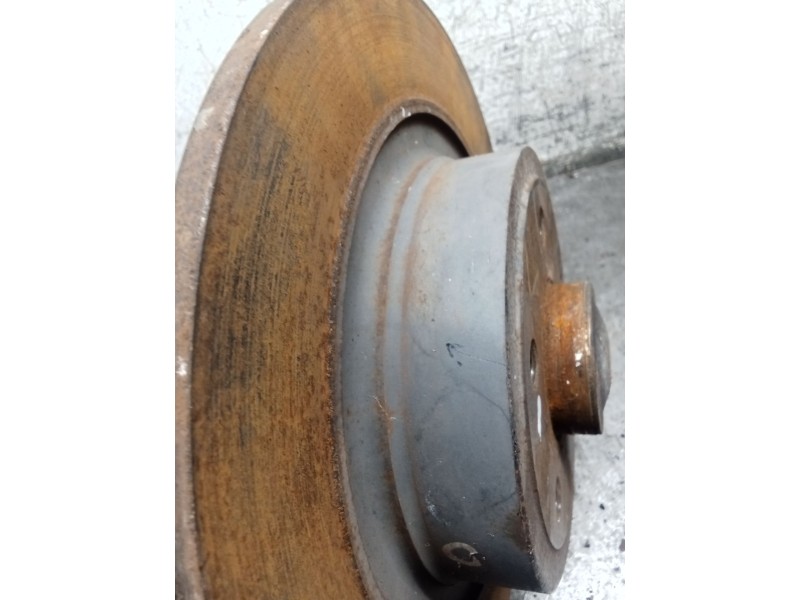 Recambio de mangueta trasera derecha para renault clio iii rs referencia OEM IAM   