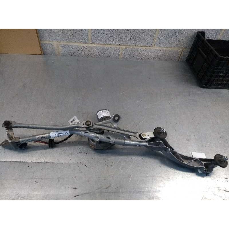 Recambio de motor limpia delantero para mercedes clase cls (w219) 3.0 cdi cat referencia OEM IAM 0390241830 A2118204842 33970207