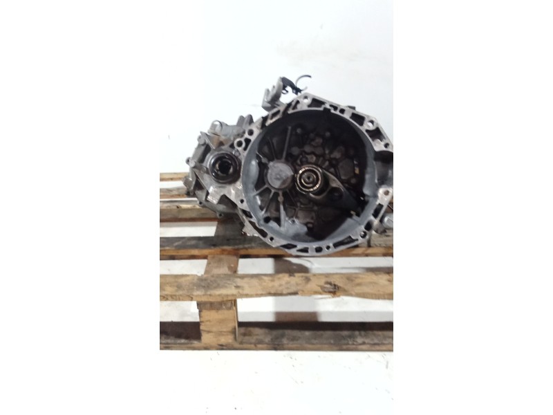 Recambio de caja cambios para kia stonic (yb) 1.0 t-gdi referencia OEM IAM U89VJH 6V 022505