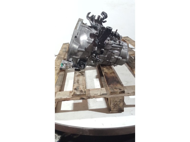 Recambio de caja cambios para kia stonic (yb) 1.0 t-gdi referencia OEM IAM U89VJH 6V 022505