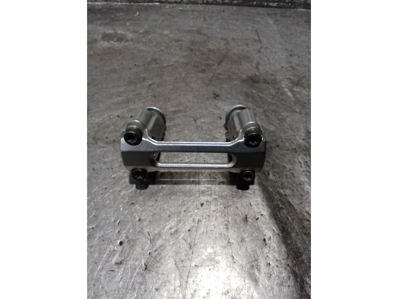 Recambio de manillar para bmw f ( - 800cc) f 700 gs (k70) referencia OEM IAM 8530990 SOPORTE MANILLAR 