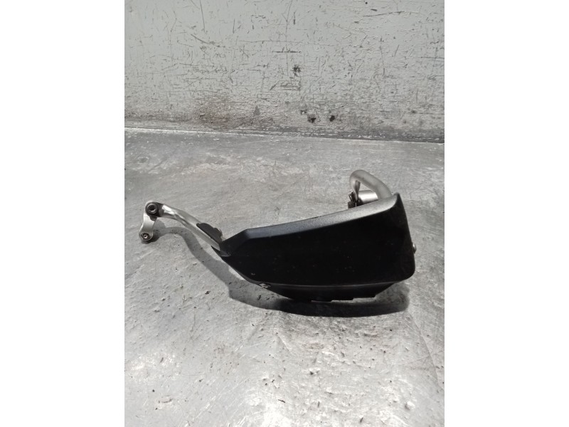 Recambio de moldura para bmw f ( - 800cc) f 700 gs (k70) referencia OEM IAM   CUBREMANETAS