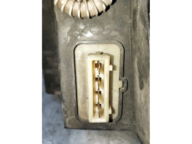 Recambio de faro derecho para seat inca (6k9) 1.9 d referencia OEM IAM 6K1941010Q 67627561 