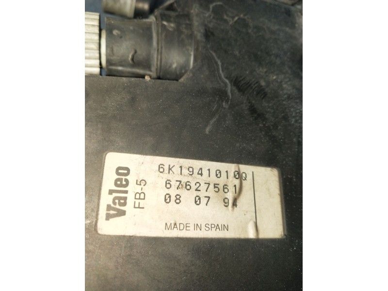 Recambio de faro derecho para seat inca (6k9) 1.9 d referencia OEM IAM 6K1941010Q 67627561 