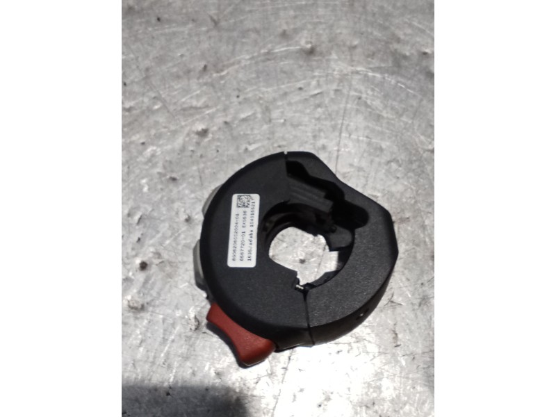 Recambio de mando multifuncion para bmw f ( - 800cc) f 700 gs (k70) referencia OEM IAM 856772001 8G06206CC200401 1040155217