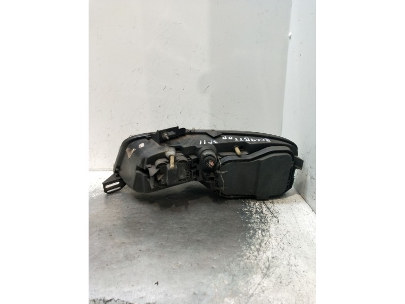 Recambio de faro derecho para fiat stilo (192_) 1.9 jtd (192_xe1a) referencia OEM IAM   