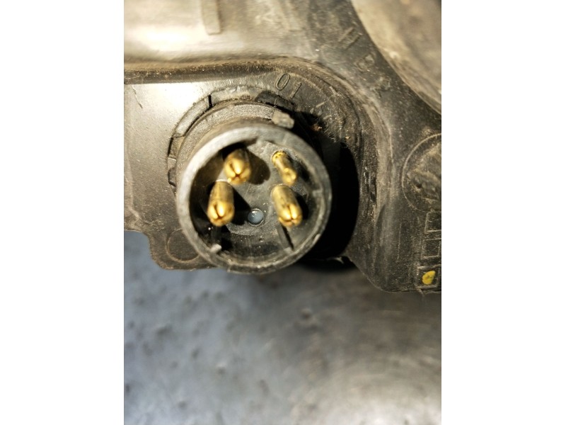 Recambio de faro derecho para volkswagen passat b5 (3b2) 1.9 tdi referencia OEM IAM   