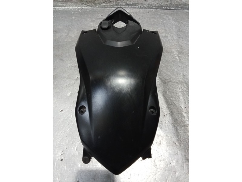 Recambio de moldura para bmw f ( - 800cc) f 700 gs (k70) referencia OEM IAM 8554365 27648710 0767562016 0767562016