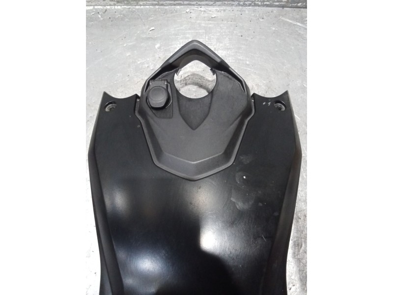 Recambio de moldura para bmw f ( - 800cc) f 700 gs (k70) referencia OEM IAM 8554365 27648710 0767562016 0767562016