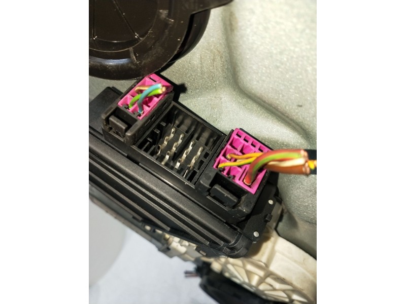 Recambio de elevalunas delantero derecho para seat ibiza iii (6l1) 1.9 tdi referencia OEM IAM 6Q2959801A 3P 