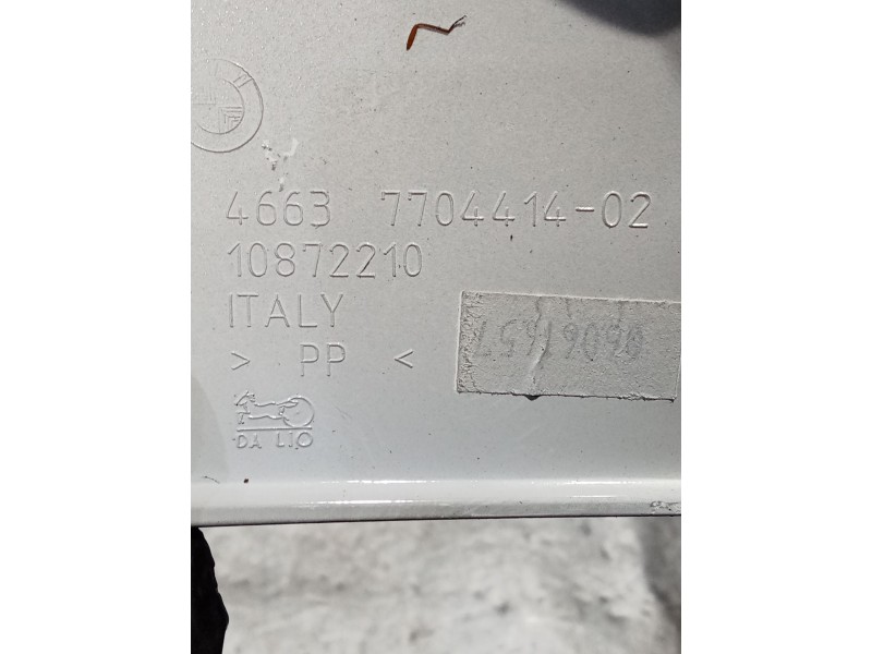 Recambio de moldura para bmw f ( - 800cc) f 700 gs (k70) referencia OEM IAM 8556050 0746689003 10872210 TRASERA DERECHA
