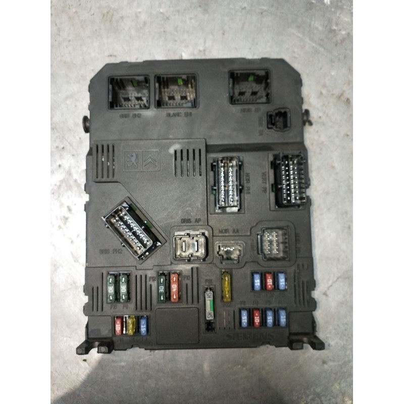 Recambio de caja reles / fusibles para citroën xsara picasso 2.0 hdi referencia OEM IAM 9653667580 BSIE0100 VER FOTOS