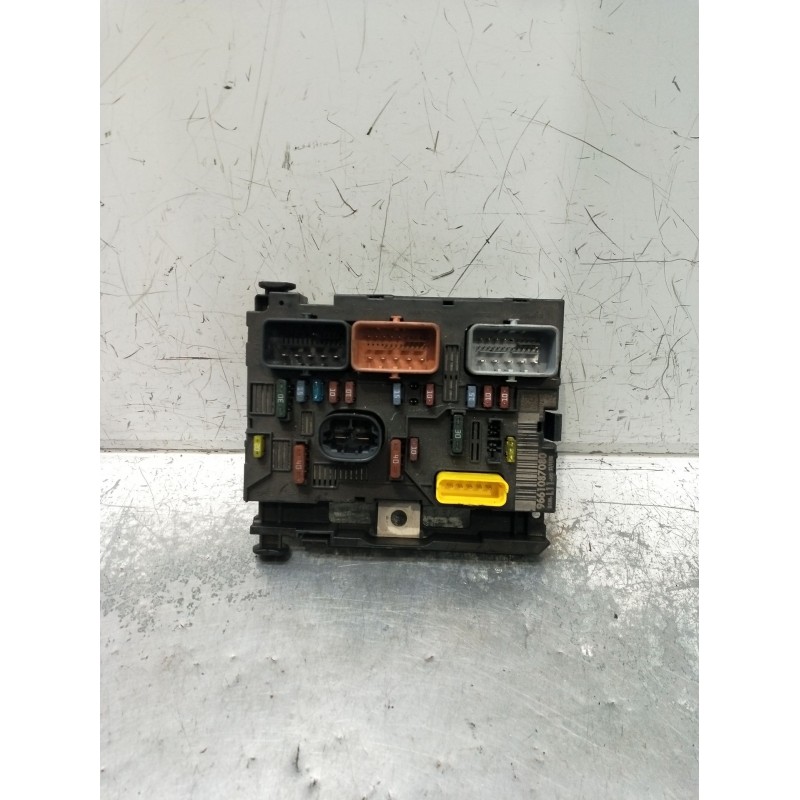 Recambio de caja reles / fusibles para peugeot 307 (3a/c) 1.6 hdi 110 referencia OEM IAM 9661087080 BSML1100 