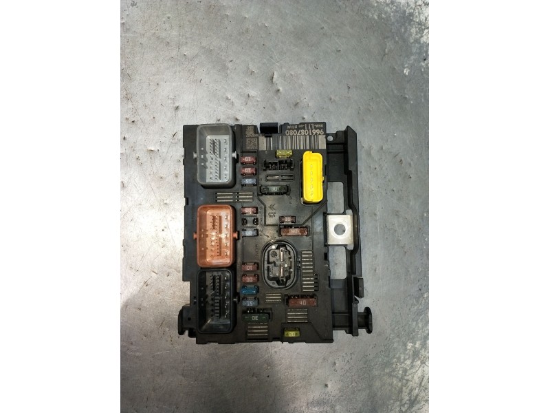 Recambio de caja reles / fusibles para peugeot 307 (3a/c) 1.6 hdi 110 referencia OEM IAM 9661087080 BSML1100 