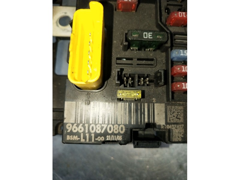 Recambio de caja reles / fusibles para peugeot 307 (3a/c) 1.6 hdi 110 referencia OEM IAM 9661087080 BSML1100 