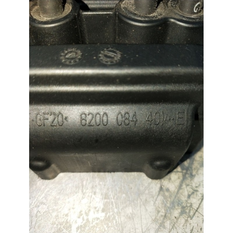 Recambio de bobina encendido para renault clio ii fase ii (b/cb0) 1.2 referencia OEM IAM 8200084401 H8200051128 