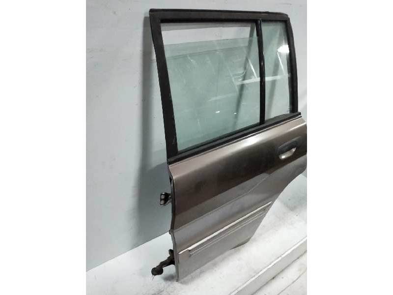 Recambio de puerta trasera izquierda para mitsubishi montero pinin (h60/h70) 1.8 gdi cat referencia OEM IAM   