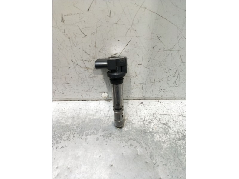 Recambio de bobina encendido para seat ibiza (6l1) 1.2 referencia OEM IAM 0986221023  