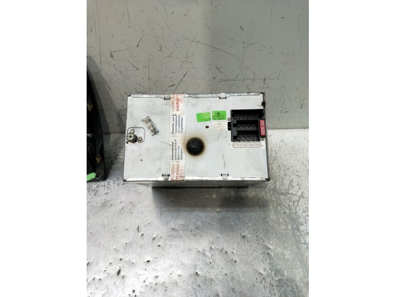 Recambio de sistema audio / radio cd para seat ibiza ii (6k1) 1.9 sdi referencia OEM IAM 76K0035156A 02011870330 VER FOTOS