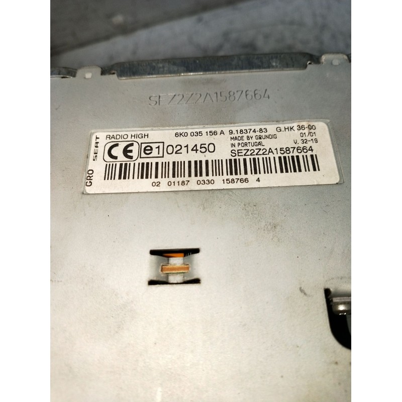 Recambio de sistema audio / radio cd para seat ibiza ii (6k1) 1.9 sdi referencia OEM IAM 76K0035156A 02011870330 VER FOTOS