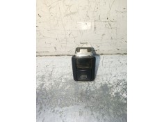 Recambio de mando elevalunas delantero derecho para mercedes-benz clase c (w204) c 220 cdi (204.002) referencia OEM IAM A2048700