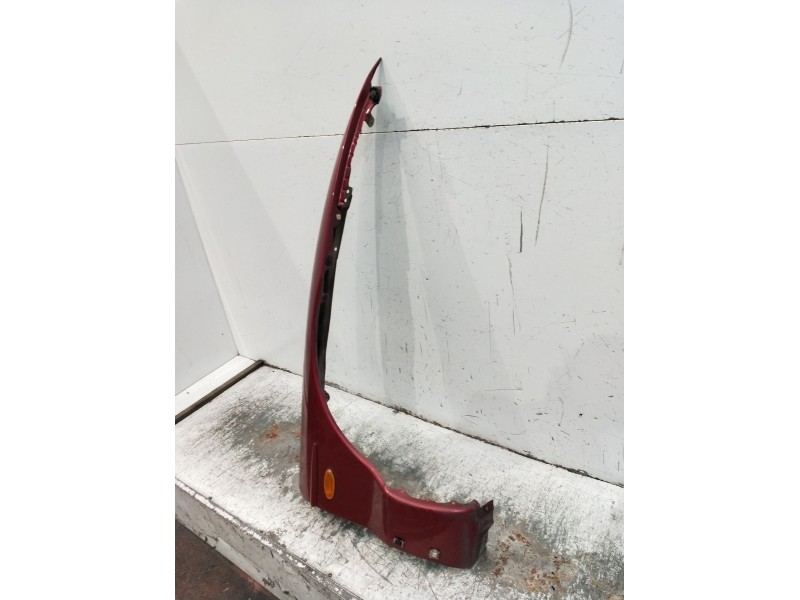 Recambio de aleta delantera derecha para ford probe 24v referencia OEM IAM   