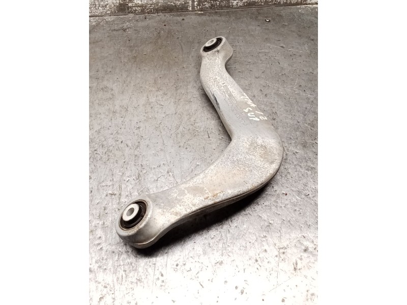 Recambio de brazo suspension superior trasero izquierdo para audi q5 (8rb) 3.0 tdi quattro referencia OEM IAM 8K0505323H  