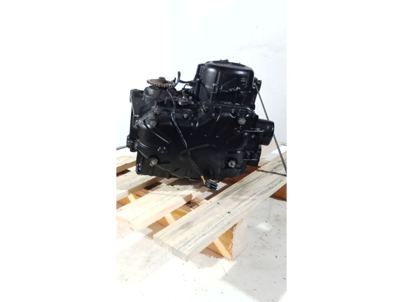 Recambio de motor completo para bmw f ( - 800cc) f 700 gs (k70) referencia OEM IAM 802EA  069160019