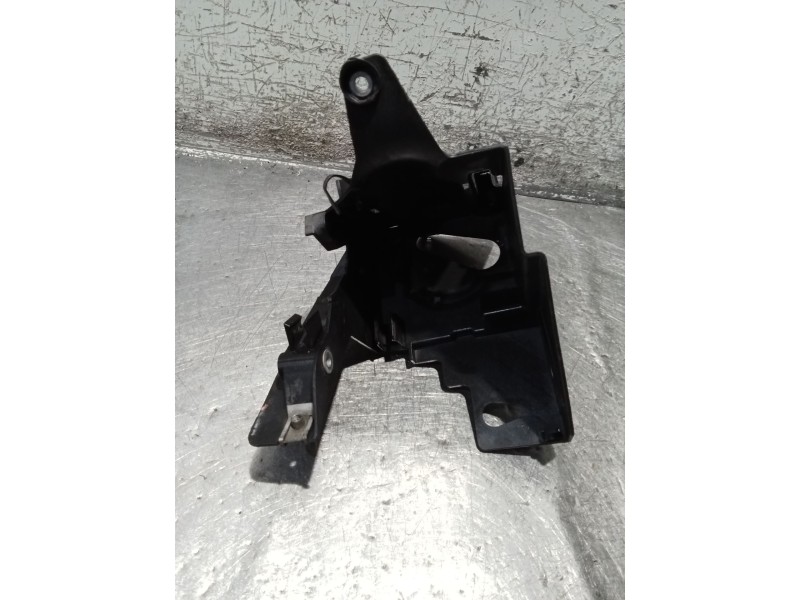Recambio de moldura para bmw f ( - 800cc) f 700 gs (k70) referencia OEM IAM 50403110  