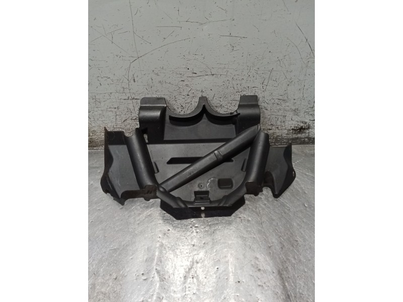 Recambio de moldura para bmw f ( - 800cc) f 700 gs (k70) referencia OEM IAM 61357705024 10808611 