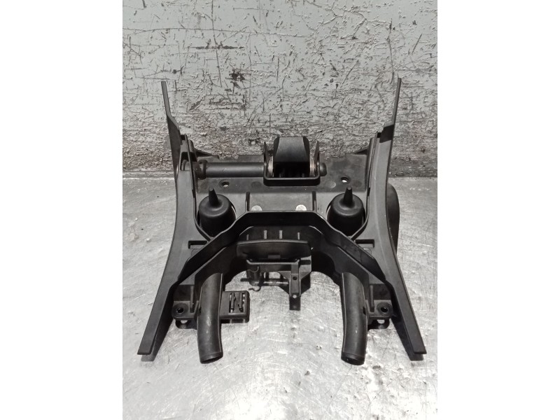 Recambio de moldura para bmw f ( - 800cc) f 700 gs (k70) referencia OEM IAM 8554371  