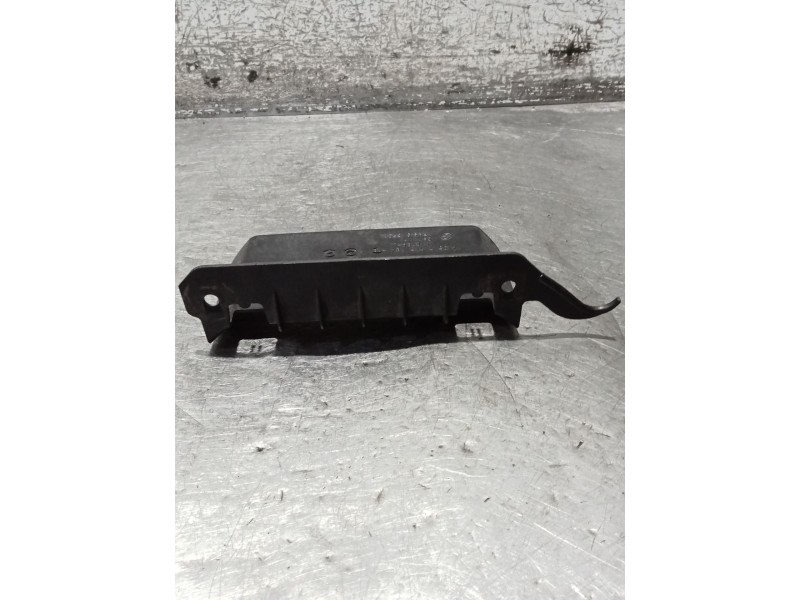 Recambio de moldura para bmw f ( - 800cc) f 700 gs (k70) referencia OEM IAM 61357705024 10808611 