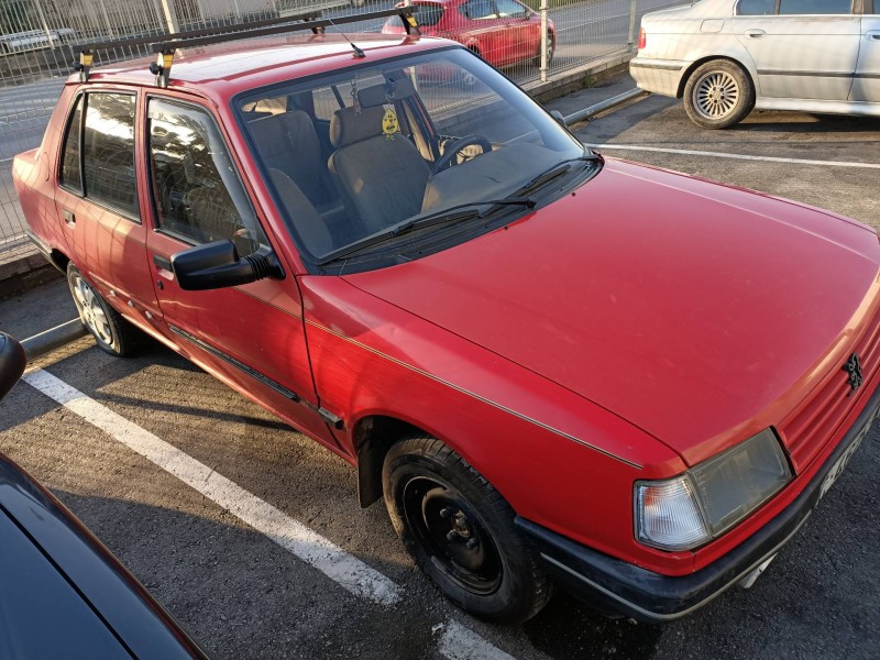peugeot 309 del año 1988