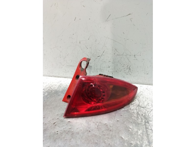 Recambio de piloto trasero derecho para seat leon (1p1) 1.9 tdi referencia OEM IAM 1P0945096  