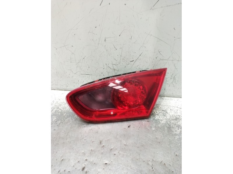 Recambio de piloto trasero derecho interior para seat leon (1p1) 1.9 tdi referencia OEM IAM 1P0945094F  89320301