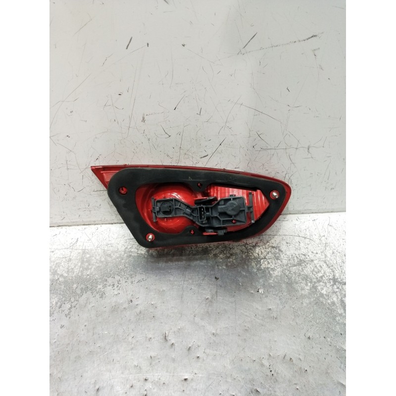 Recambio de piloto trasero derecho interior para seat leon (1p1) 1.9 tdi referencia OEM IAM 1P0945094F  89320301