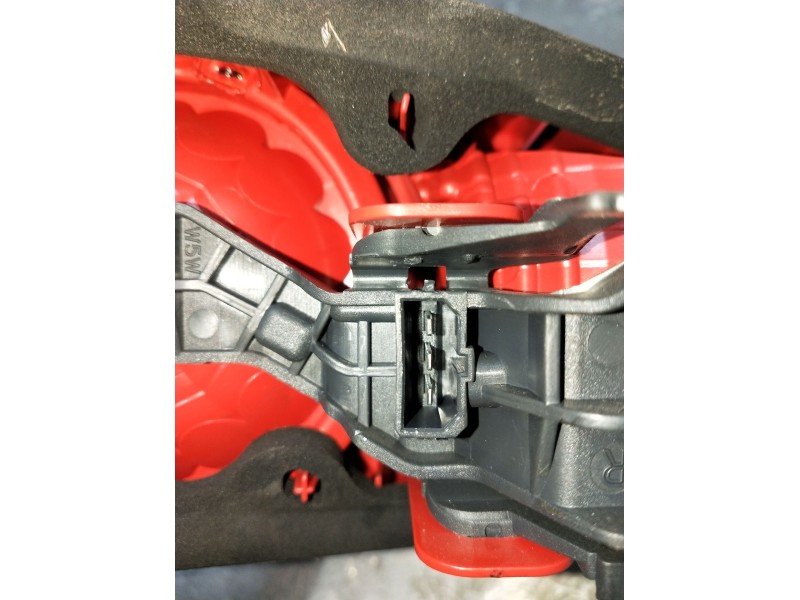 Recambio de piloto trasero derecho interior para seat leon (1p1) 1.9 tdi referencia OEM IAM 1P0945094F  89320301