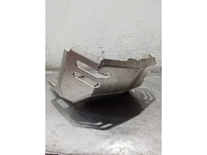 Recambio de cubrecarter para bmw f ( - 800cc) f 700 gs (k70) referencia OEM IAM 71607702951  