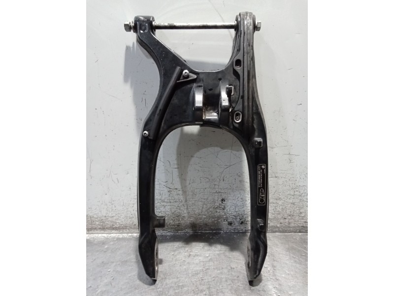 Recambio de puente trasero para bmw f ( - 800cc) f 700 gs (k70) referencia OEM IAM   BASCULANTE