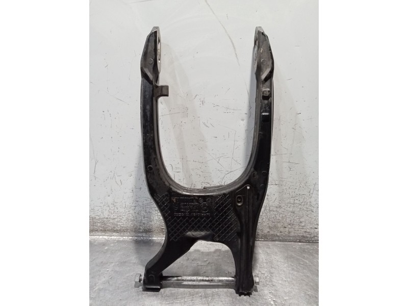 Recambio de puente trasero para bmw f ( - 800cc) f 700 gs (k70) referencia OEM IAM   BASCULANTE