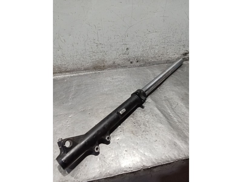 Recambio de amortiguador delantero derecho para bmw f ( - 800cc) f 700 gs (k70) referencia OEM IAM 8534468  