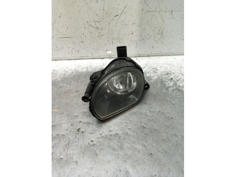 Recambio de faro antiniebla derecho para audi a3 (8p) 2.0 tdi ambiente referencia OEM IAM   