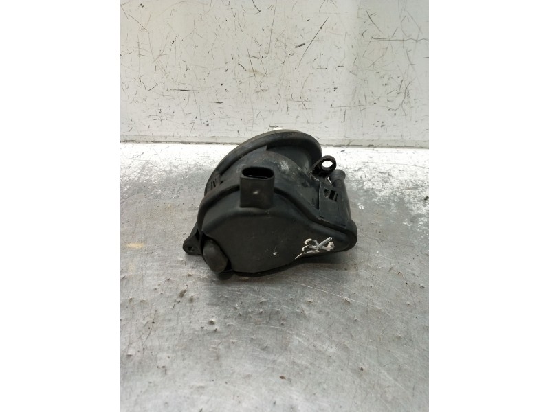 Recambio de faro antiniebla derecho para audi a3 (8p) 2.0 tdi ambiente referencia OEM IAM   