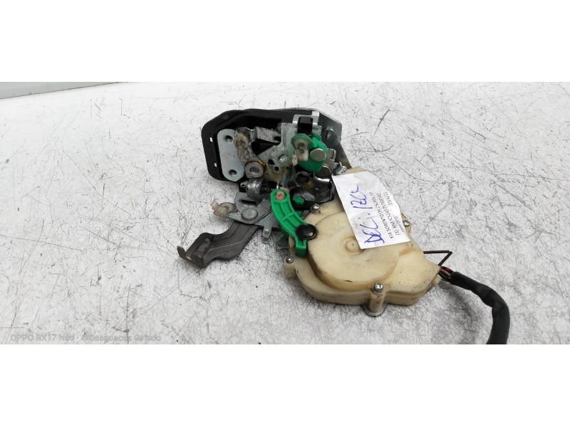 Recambio de motor cierre centralizado delantero izquierdo para kia sorento 2.5 crdi referencia OEM IAM   